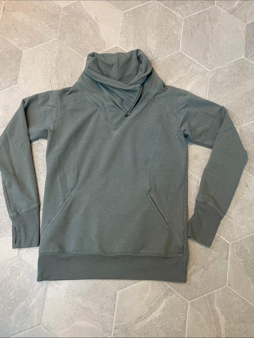 Zella Frosty Asymmetrical Zip Pullover – Sage Green – Size Medium